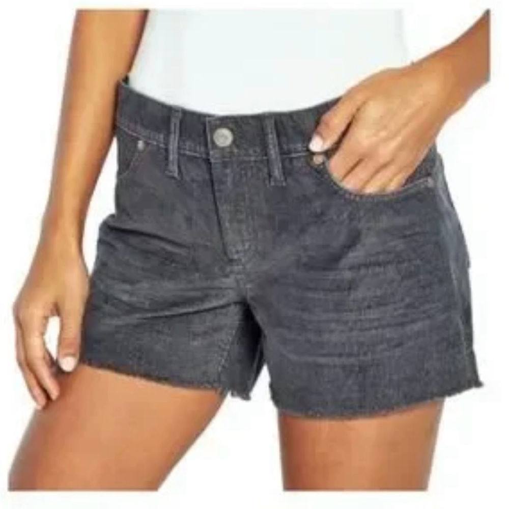 GAP NWT Corduroy shorts size 6
